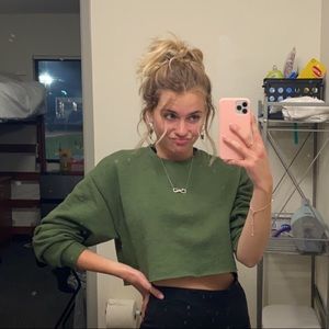 Meet your Posher, Taylor